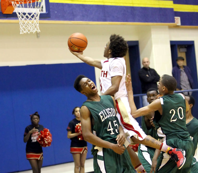 Ellison falls short against No. 4 South Grand Prairie 45-44